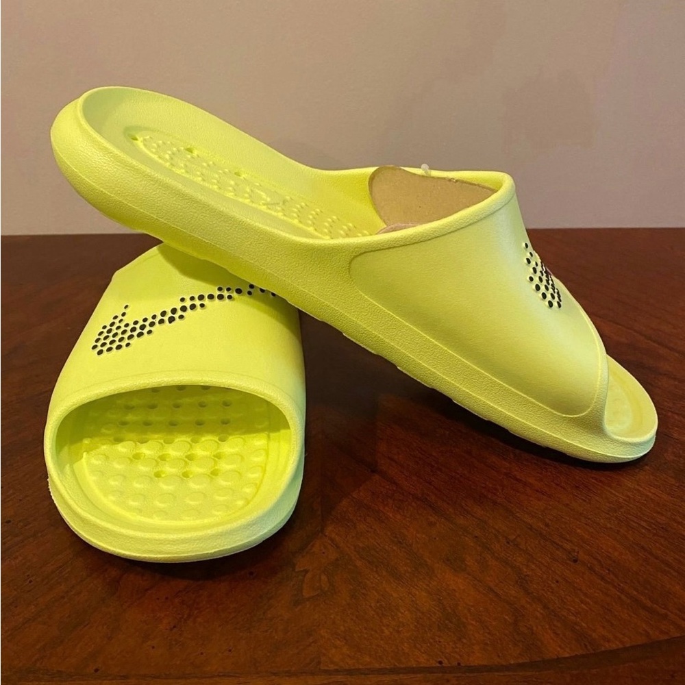 Nike Victori One Shower Slides SIZE 11